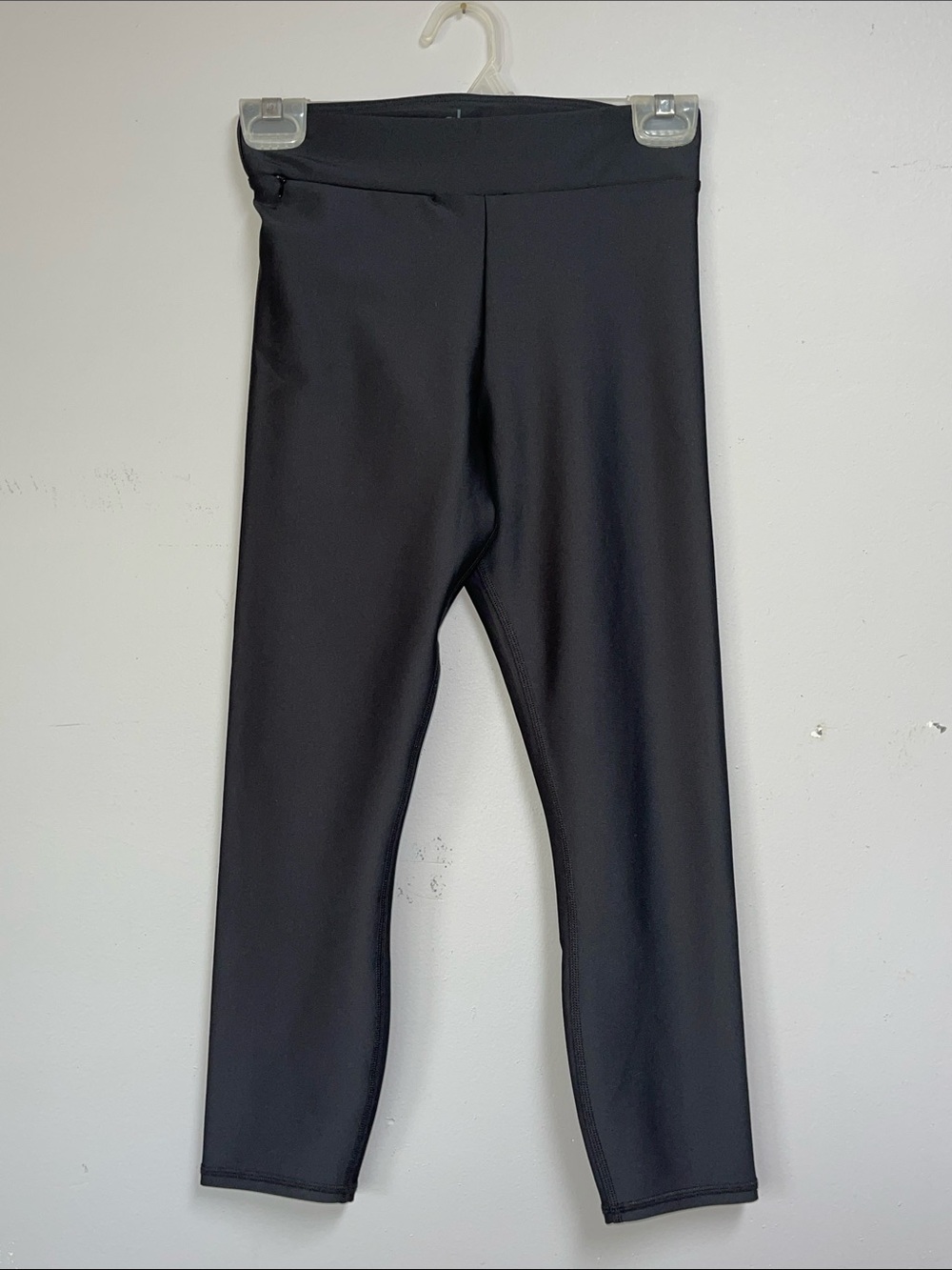 Alo High-Waist Airlift Capri